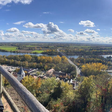 Stas a výhled z ruineburg=ruiny hradu (ta němčina je fakt krásná :-)) Donaustauf.