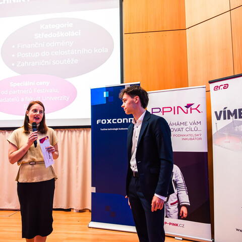 CIMF 2026 - krajské kolo - zvláštní cena P-PINK Pardubického podnikatelského inkubátoru a poděkování za fotodokumentaci celé akce.