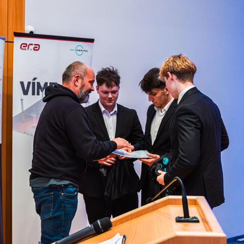 Zvláštní cena Fakulty elektrotechniky a informatiky Univerzity Pardubice