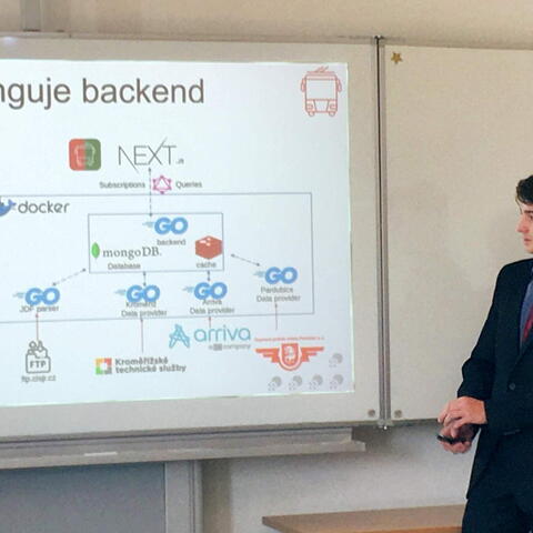 2. místo v celostátním kole Středoškolské odborné činnosti v Informatice - Jan Volhejn a Jakub Kacálek - prezentace před porotou 2