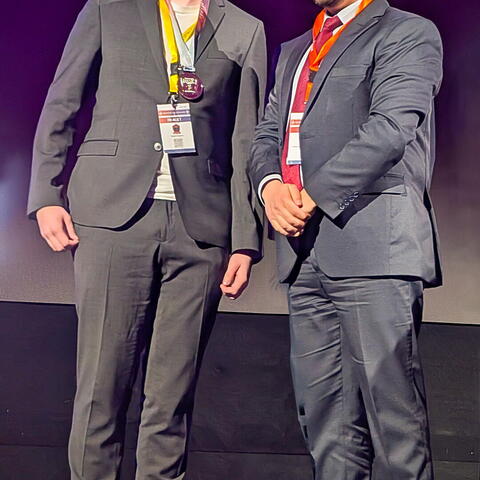 Štěpán dostává medaili