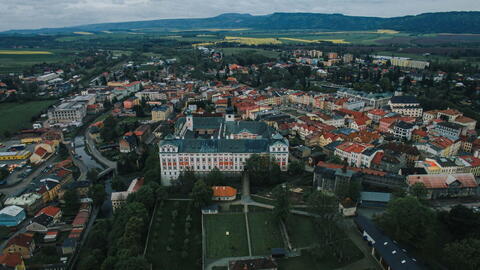 Celý Broumov z dronu.