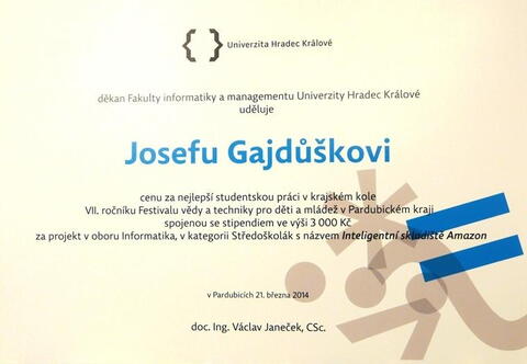 Cena Univerzity Hradec Králové - Fakulty informatiky a managementu. Josef Gajdůšek získal v prváku na střední škole prospěchové stipendium již na dvě vysoké školy.