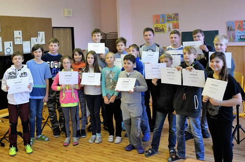Předávání certifikátů na ZŠ Třebovského v Ústí nad Orlicí | Foto: Archiv školy
