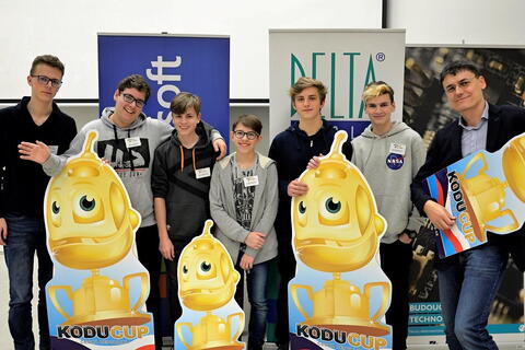 Porota KoduCupu Česko 2018 - studenti Střední školy informatiky a ekonomie DELTA| foto: Filip Kubáň 1.B