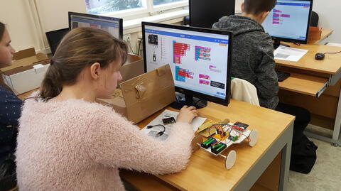 Hackathon BBC micro:bit - regionální kolo Pardubický kraj