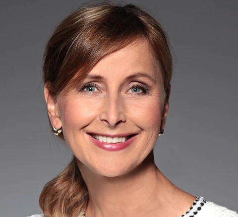 A tahle úžasná paní za to všechno může. :-) Věra Vytvarová Country Managing Parner PwC Slovensko.