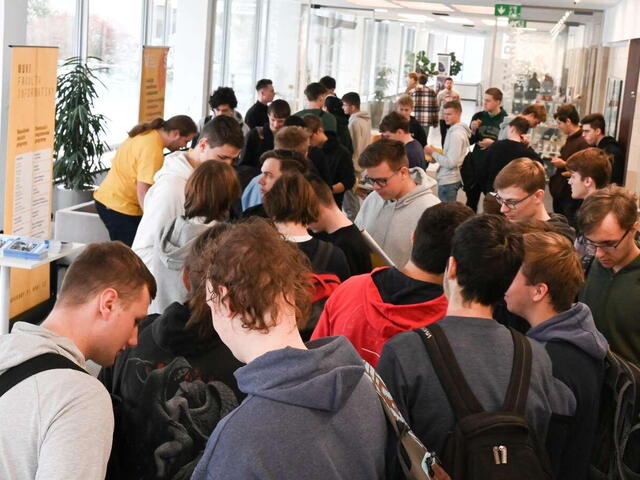 Představení IT vysokých škol pardubickým maturantům 2022