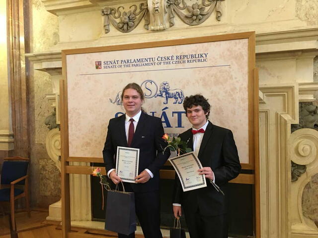 Dva naši studenti byli oceněni v Senátu parlamentu České republiky